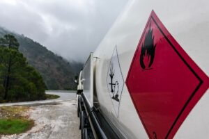 A veszelyes aruk szallitasa teruleten bekovetkezett jogi valtozasok - lando.hu